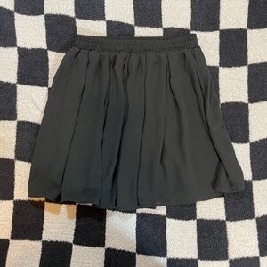 brandy melville phoebe black mini skirt size small